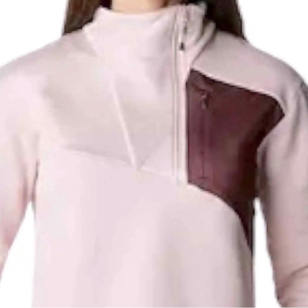 Columbia Women’s lodge hybrid medium pull over pink/maroon